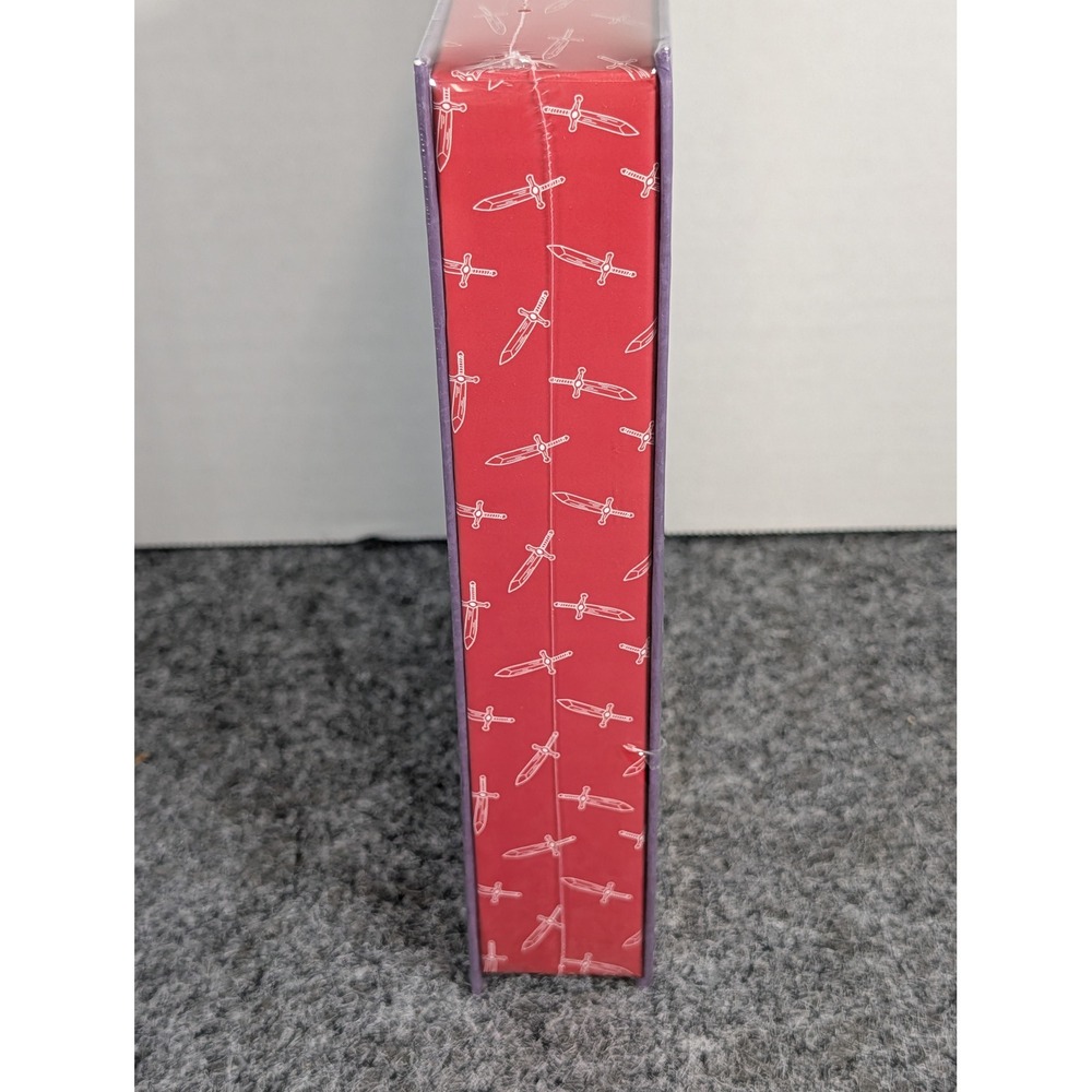 Assistant to the Villain Evie & The Villain 250 Piece Jigsaw Puzzle New Sealed - Picture 2 of 4